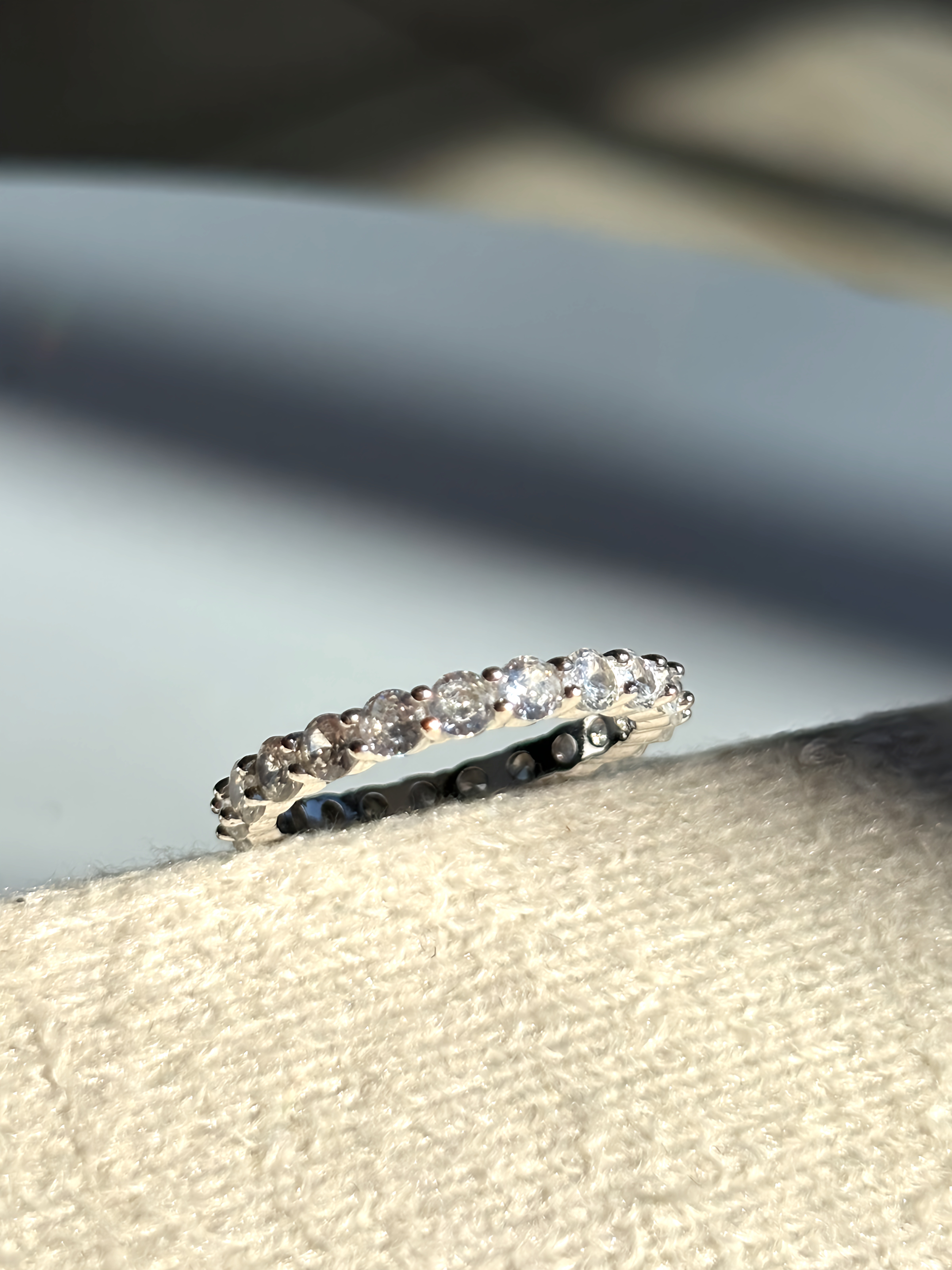 Solitario Eternity Dourada