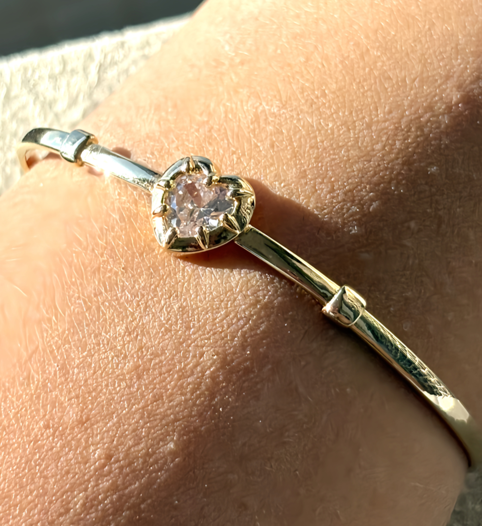 Bracelete Coração pedra